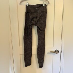 Lululemon Wunder under leggings size 4